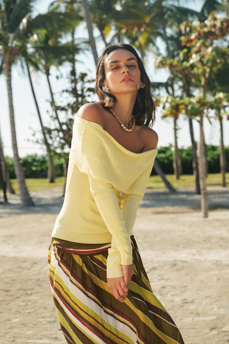 Off shoulder slim fit sweater