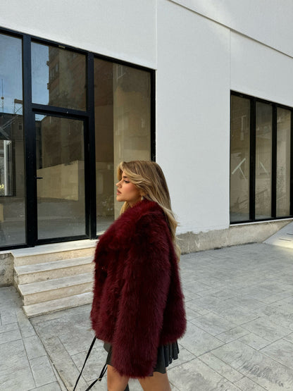 PELLUSH I SHKURTER BURGUNDY