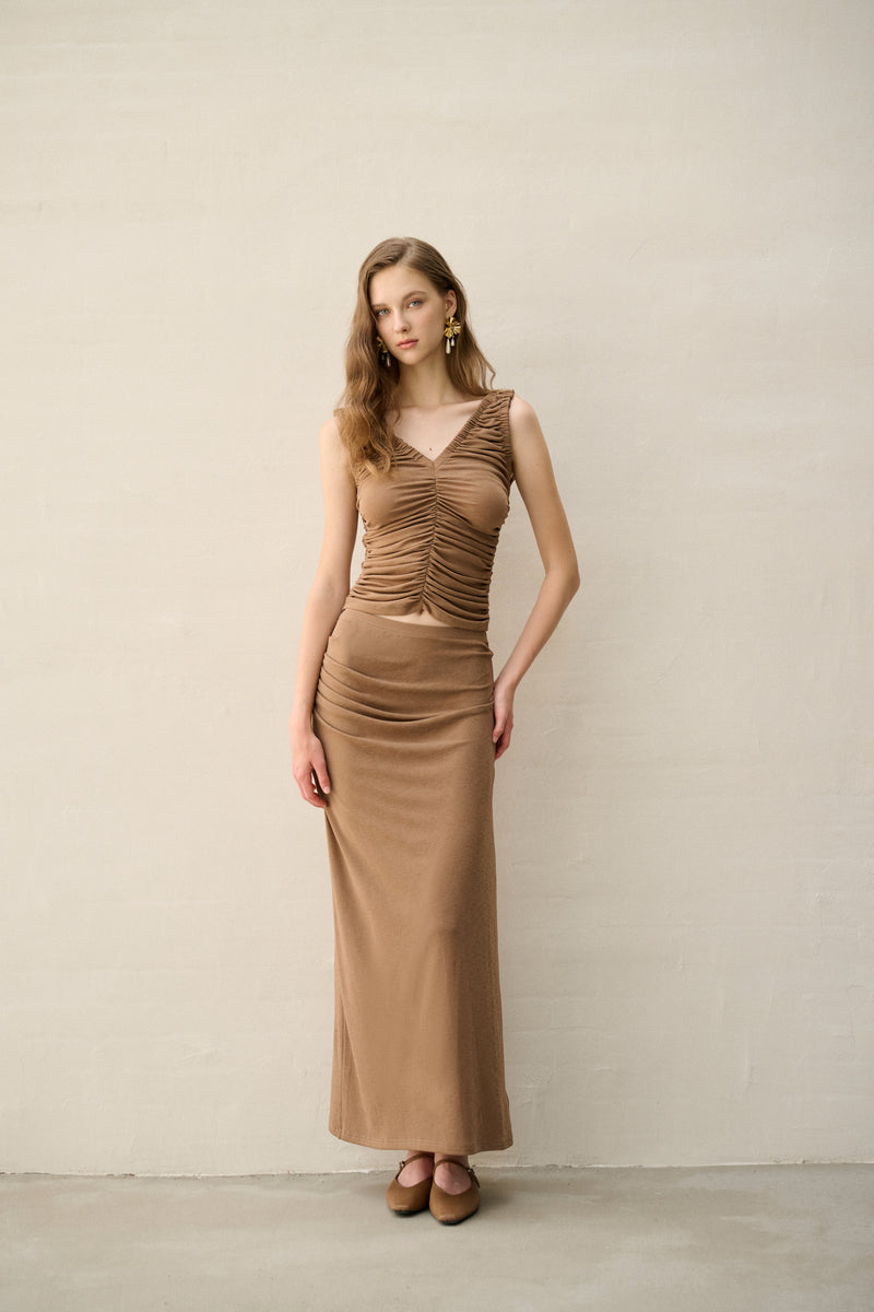 Sleeveless ruched knit set