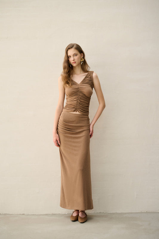 Sleeveless ruched knit set