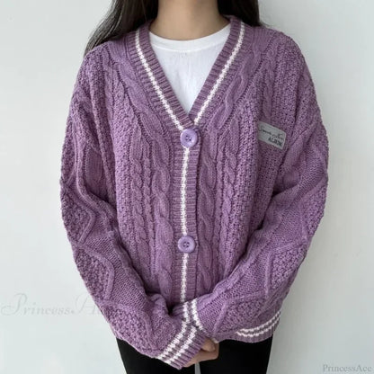 Star Embroidered V-neck Cardigan