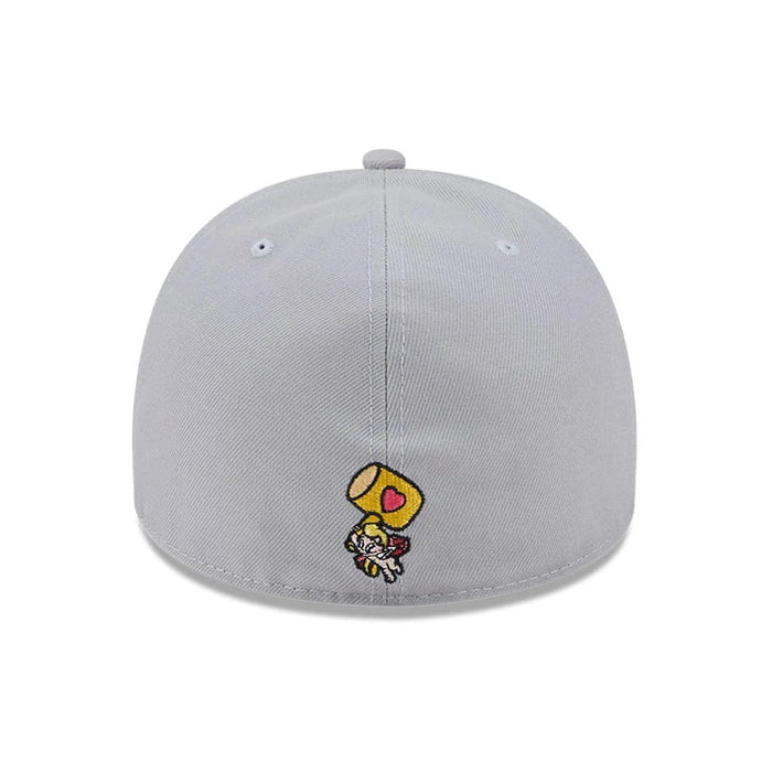Pictured is this Tom & Jerry Love Struck 59FIFTY A-Frame Fitted cap in grey. 5