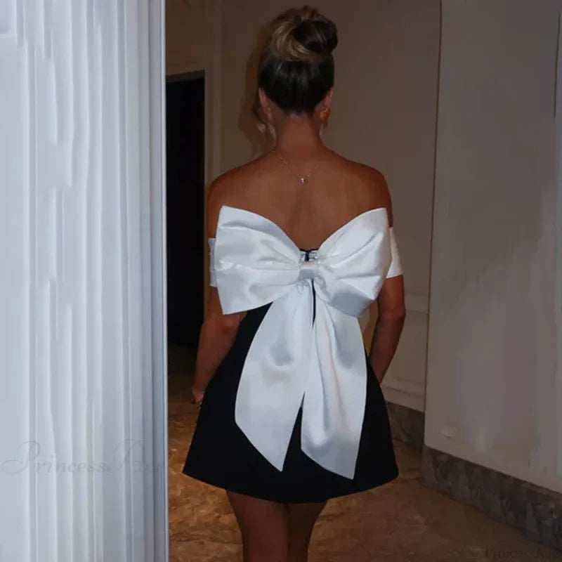 White Pearl Backless Party Dress Blackwhite / Xs Partydress-241208