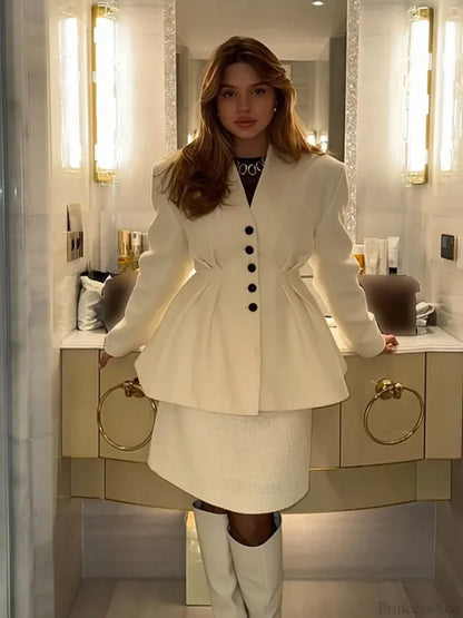 White V-neck Pleated A-line Coat rice white / S